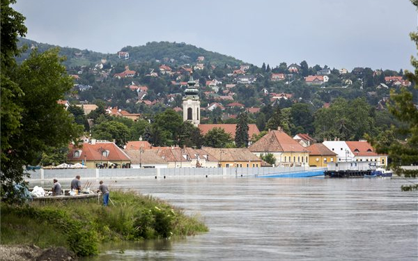 Már harmadfokú árvízvédelmi készültség Szentendrén