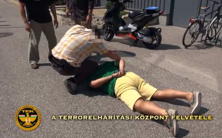 Zsarolót fogtak Budakalászon – terrorelhárítók segítettek - VIDEÓ