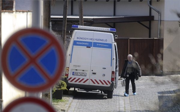 Szentendrei gyilkosság - A kórházi ágyánál helyezték előzetes letartóztatásba a gyanúsítottat