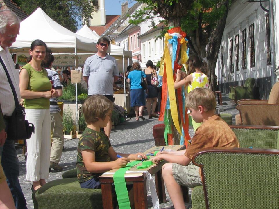 Dumtsa Korzó Pünkösd program