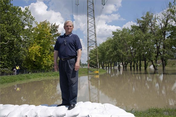 Tarlós István főpolgármester a gáton