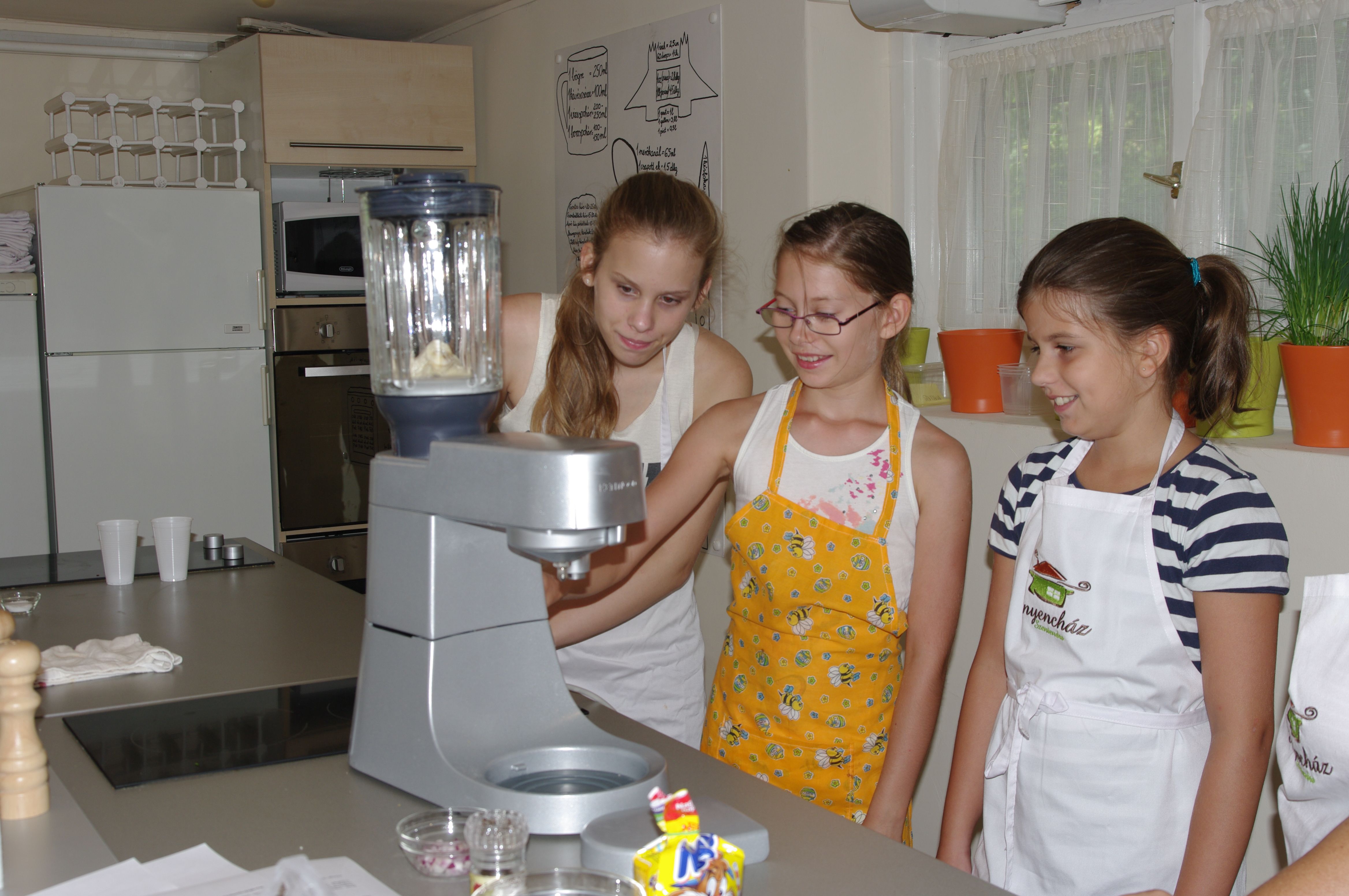 Fantasztikus gyermek főzőtáborok után újra izgalmas gasztro-kurzusok az Ínyencházban