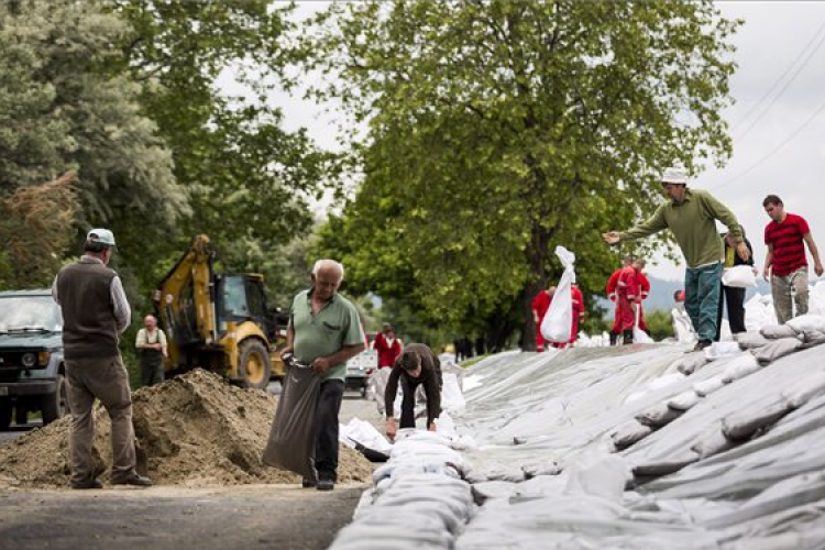 Fertőzés- és belvízveszély a Szentendrei-szigeten – ismét kitelepítések