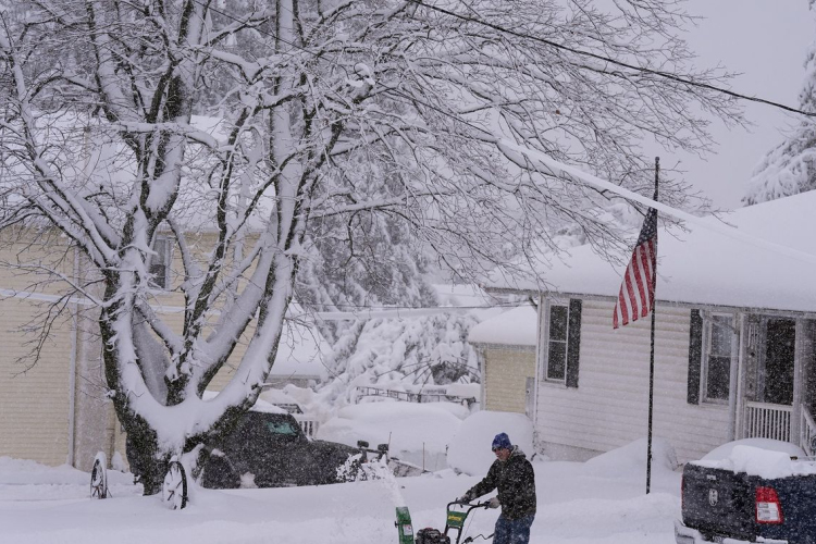Rendkívüli havazás és hideg miatt veszély- és katasztrófahelyzetet hirdettek az Egyesült Államok több államában
