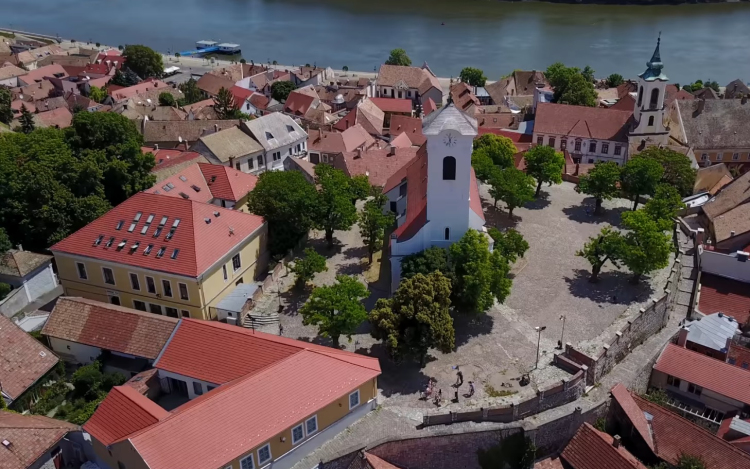 Töretlenül nőnek az ingatlan árak Szentendrén 2022-ben is