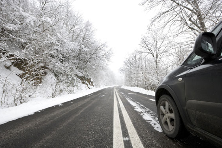 Újabb veszély az utakon – vízátfolyások miatt óvatosan