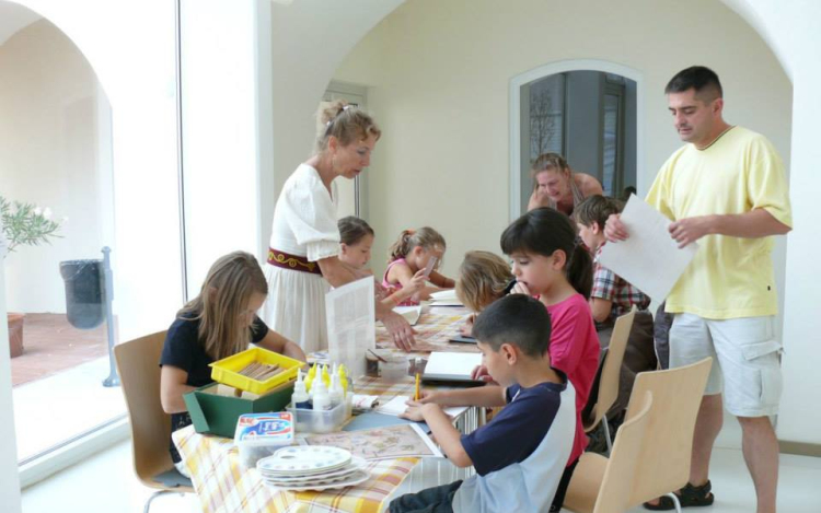 Történeti játszóház és jelenetek Gertrudis korából a Ferenczy Múzeumban vasárnap