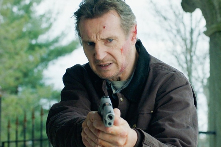Liam Neeson thrillere tartja magát az észak-amerikai mozis toplista csúcsán