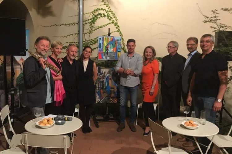 Festmények a rászorulókért