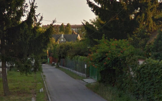 Ingatlanpályázat: Szentendre Gólyahír utca