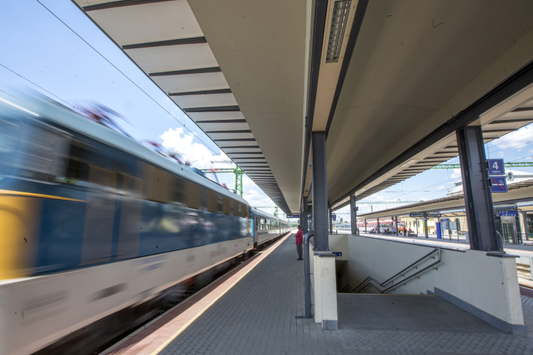 Tovább érvényesek a májusi bérletek Pünkösd miatt