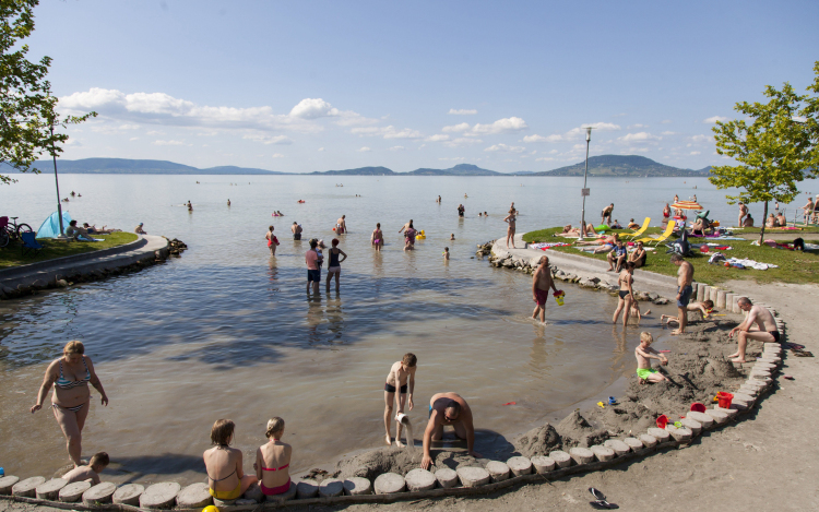 Nagy hiány van a Balatonnál vendéglátó szakemberből 