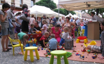 Ifjúsági nap, Kortárs Művészeti Piac és Gyereknap a Dumtsa Korzón