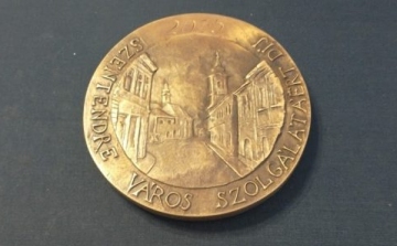 Városi kitüntető díjak: felhívás javaslattételre