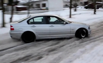 Veszélyes téli autózgatások Szentendre útjain?