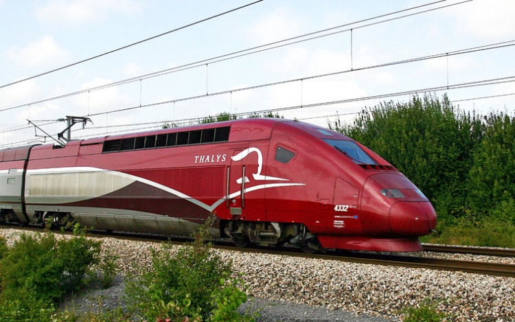 Iratellenőrzést vezet be Belgium, Franciaország és Hollandia a nemzetközi vonatokon