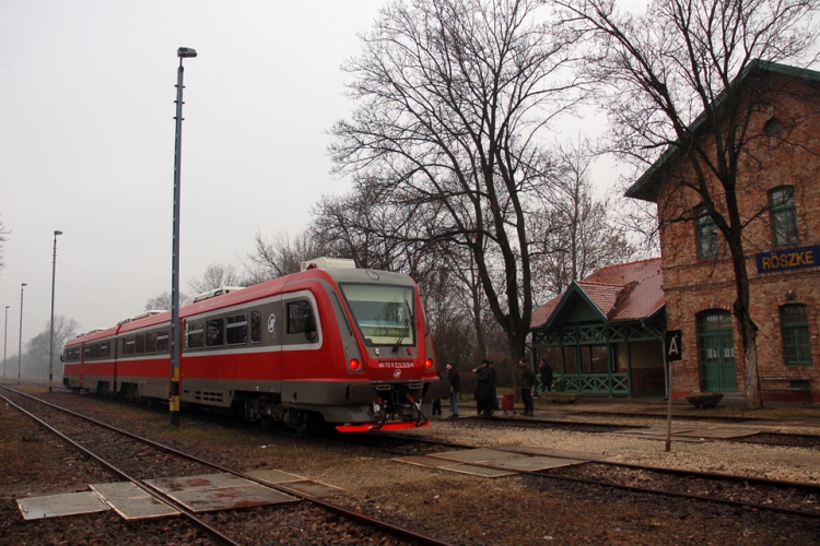 Brüsszeli illetékes: tarthatatlanok a Szeged és Szabadka közötti vasúti viszonyok