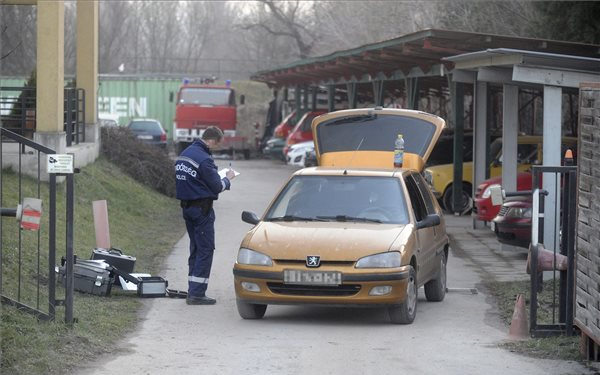 Fegyverrel lövöldözött egy szentendrei tűzoltó?