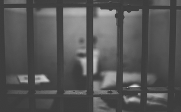 Nagy összegű kártérítést kaphat egy 18 évet ártatlanul börtönben töltő lengyel férfi