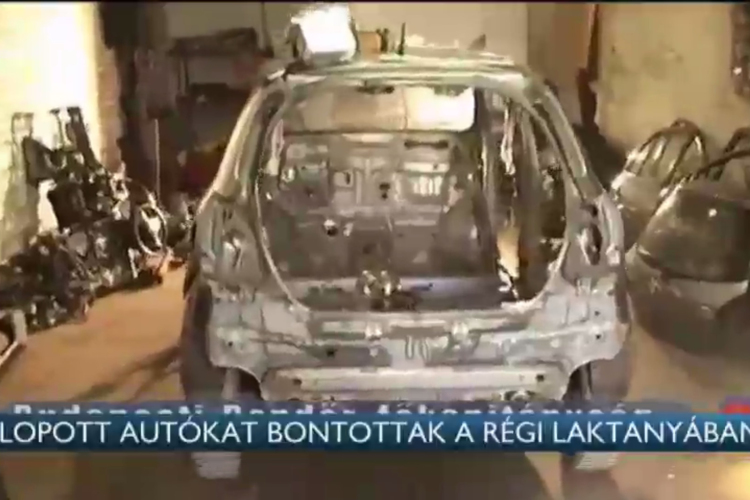 Lopott autókat bontottak Szentendrén - VIDEÓ