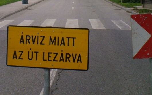 Árvíz - Nem ajánlatos útnak indulni a Dunakanyarba