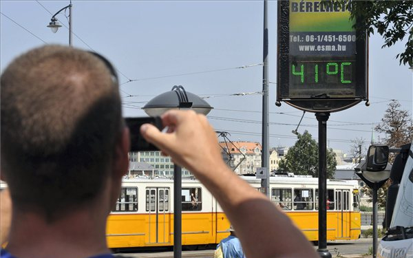 Hőség – Csaknem az egész országban figyelmeztetés