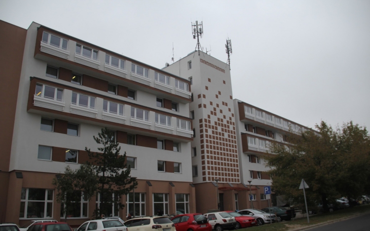 Átadták a Dunakeszi Rendőrkapitányság felújított épületét
