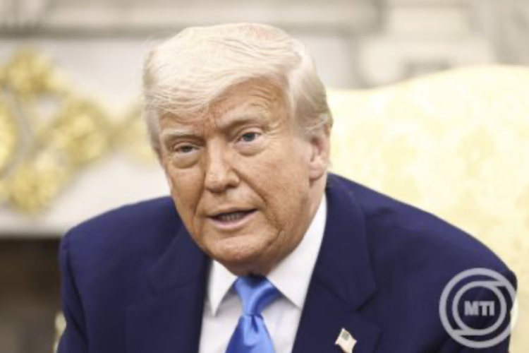 Donald Trump július 9-ig elhalasztotta az Európai Unióval szemben kilátásba helyezett vám bevezetését