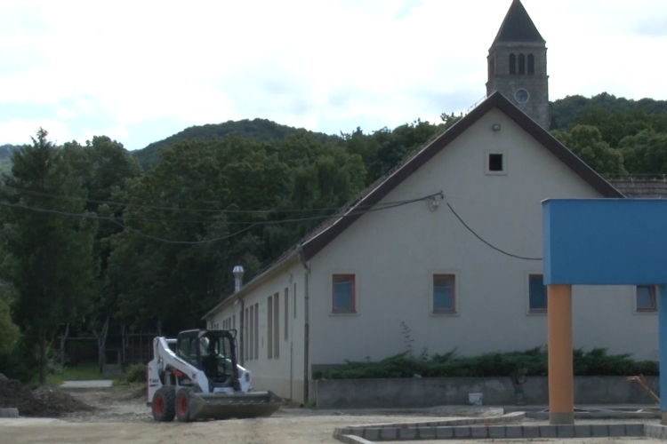 Felújítják az iskolaudvart Dunabogdányban