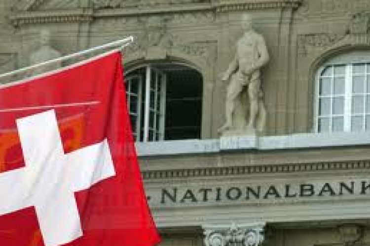 'A svájci frank gyengülése még nem állt meg'