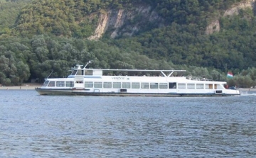 Újra több kikötő a Szentendrei-Dunaágban? - újra a régi lehet a hajóközlekedés